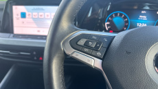 Volkswagen Golf 1.5 TSI 150 Life 5dr Petrol Hatchback